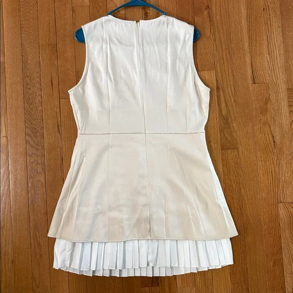 Rihoas Apricot Splicing Pleated Mini Dress Size Large - Picture 10 of 11